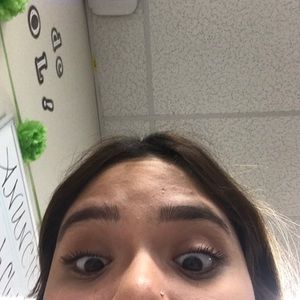 Meet your Posher, Yeshak